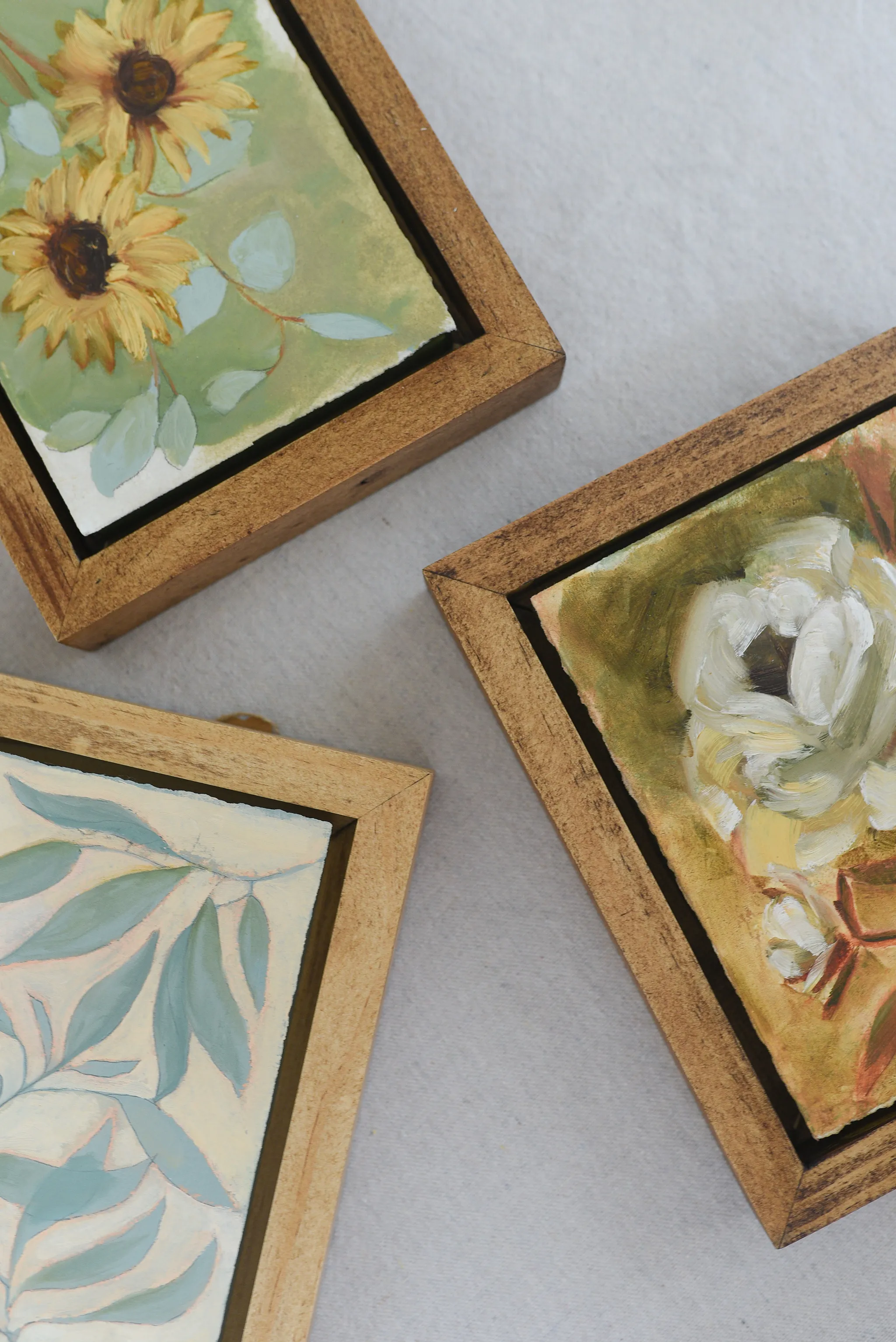 Refreshing Bloom, view 6 of 12: mint-colored leaves gently resting on a creamy vanilla background, with subtle hints of peach.