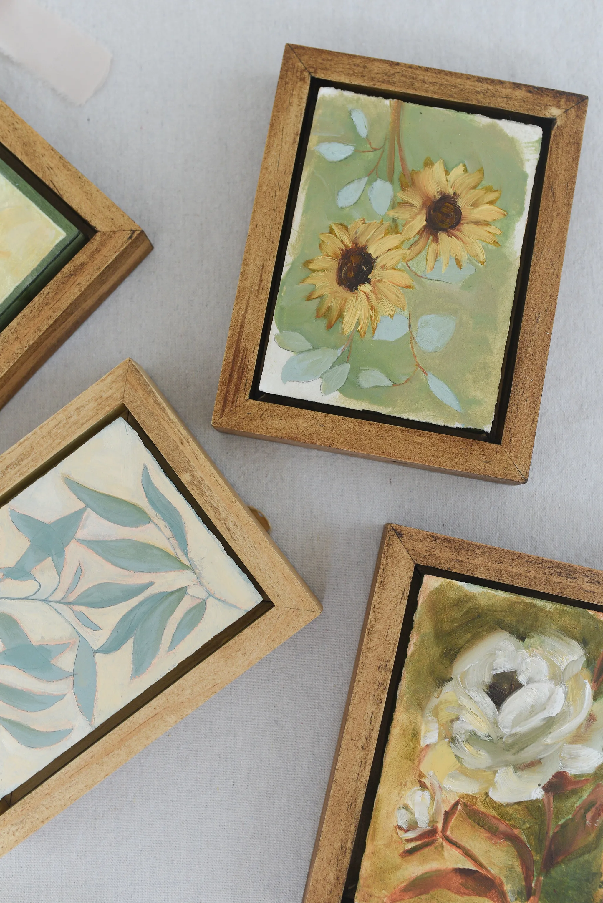 Refreshing Bloom, view 7 of 12: mint-colored leaves gently resting on a creamy vanilla background, with subtle hints of peach.